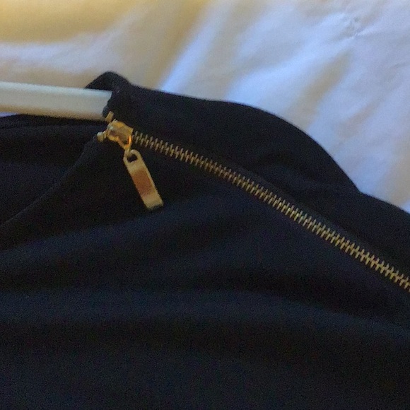 Top - Picture 4 of 4